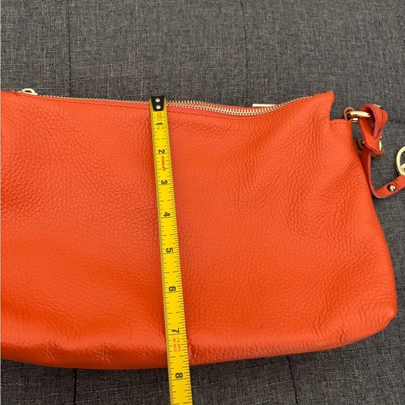 Valentina Elegant Orange Handbag - Picture 11 of 13
